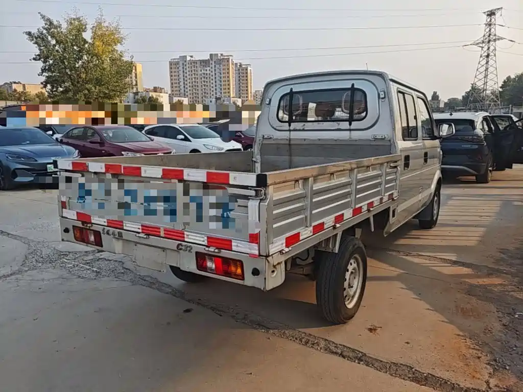 DFSK C32 — миниатюра 7