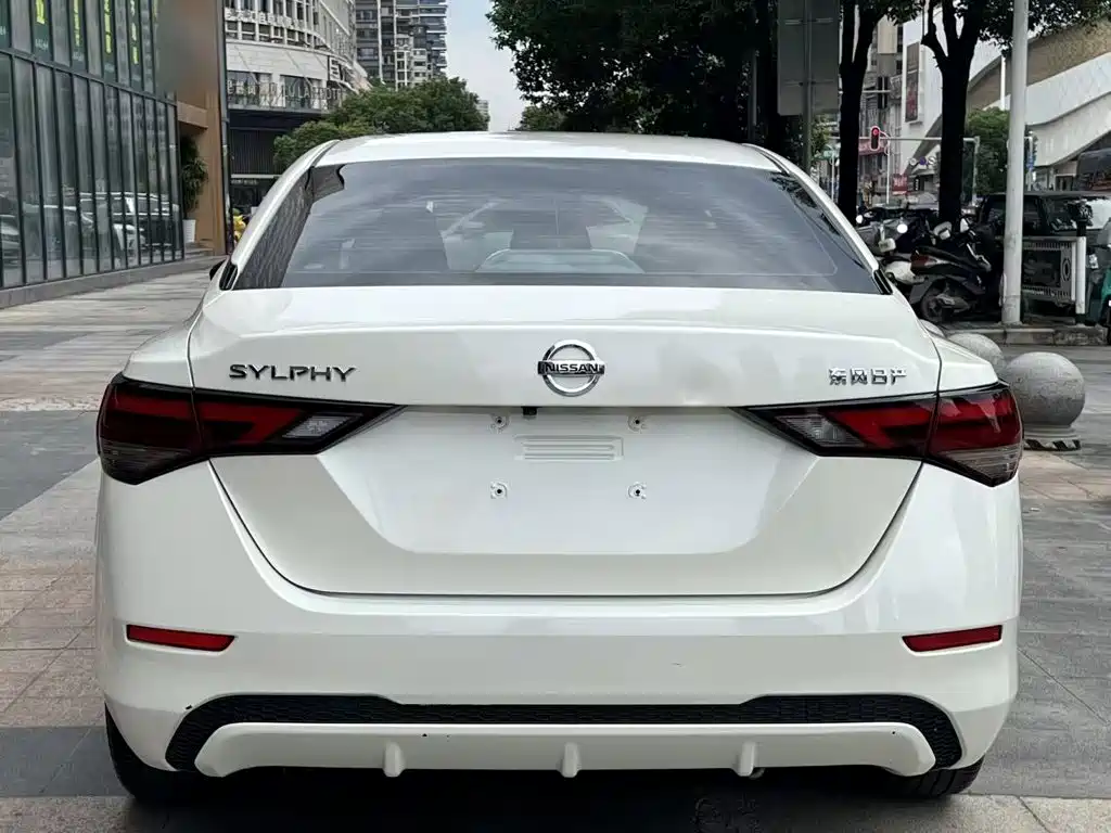 Nissan Sylphy — миниатюра 12