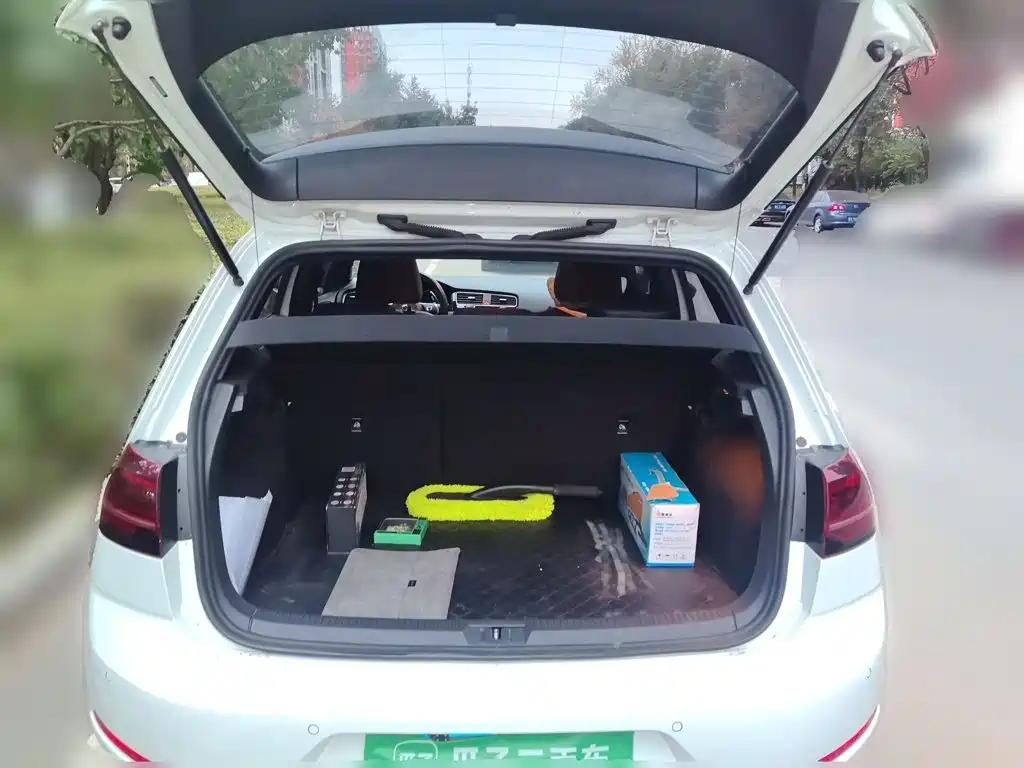 Volkswagen Golf — миниатюра 15
