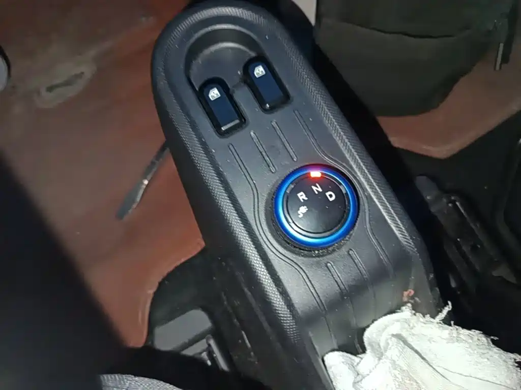 Wuling MINIEV — миниатюра 14