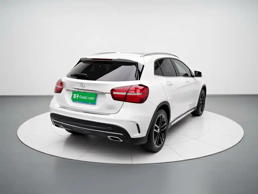 Mercedes-Benz GLA — миниатюра 6