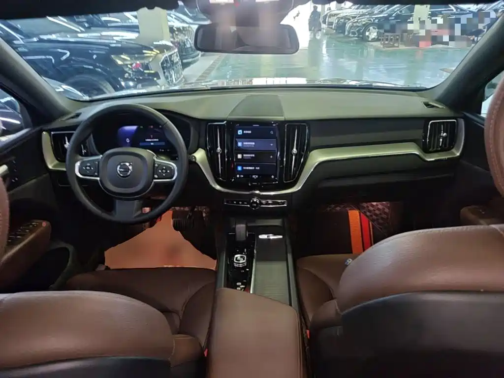Volvo XC60 — миниатюра 10