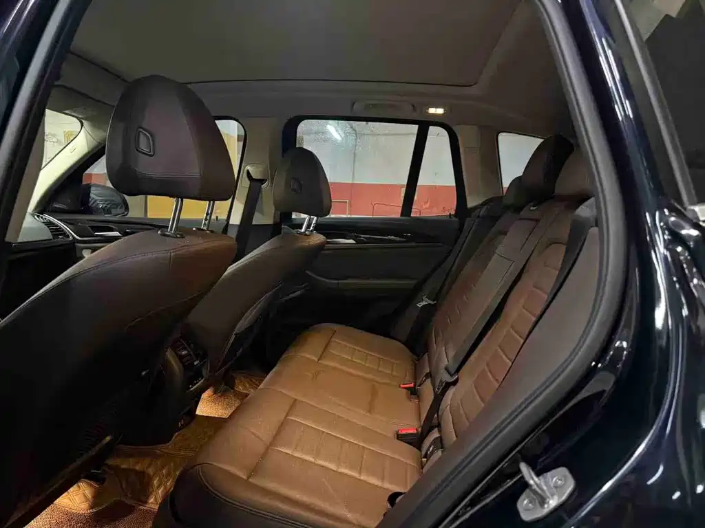 BMW X3 — миниатюра 6