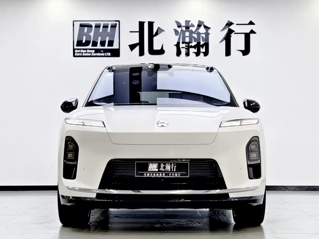 NIO ES8 2026 мест Executive