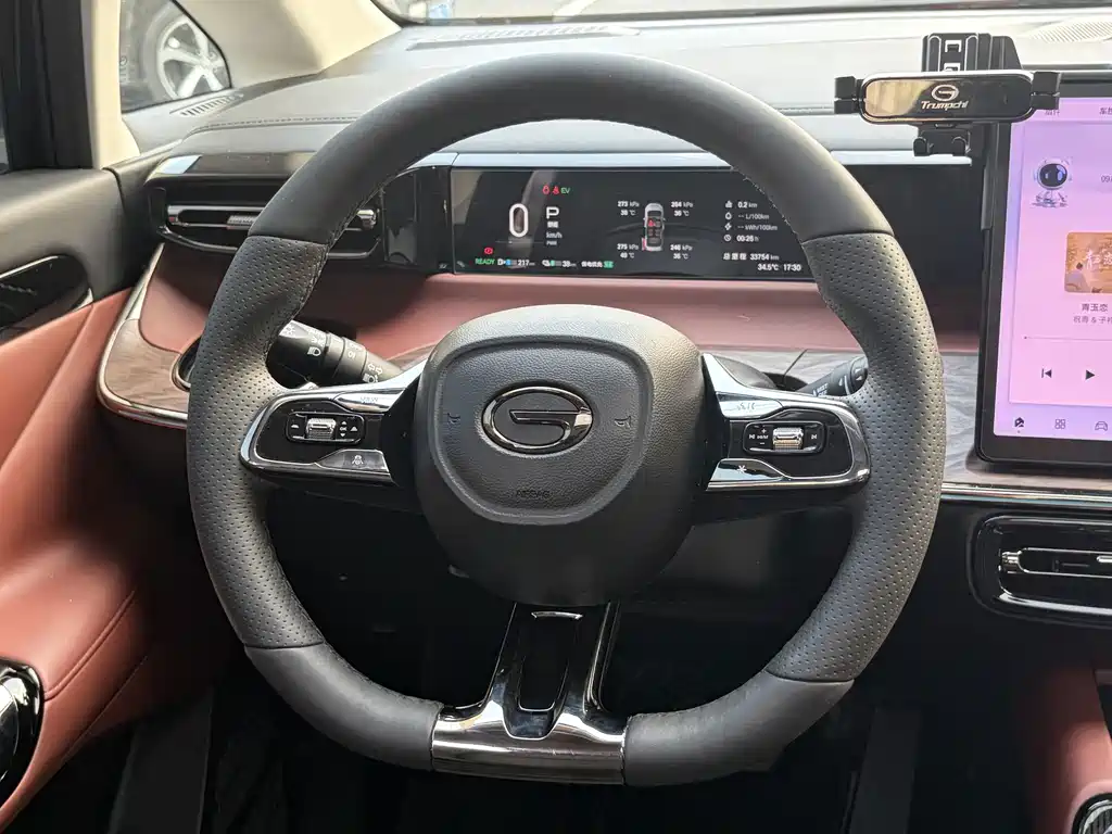 GAC Motor Trumpchi E8 PHEV — миниатюра 6