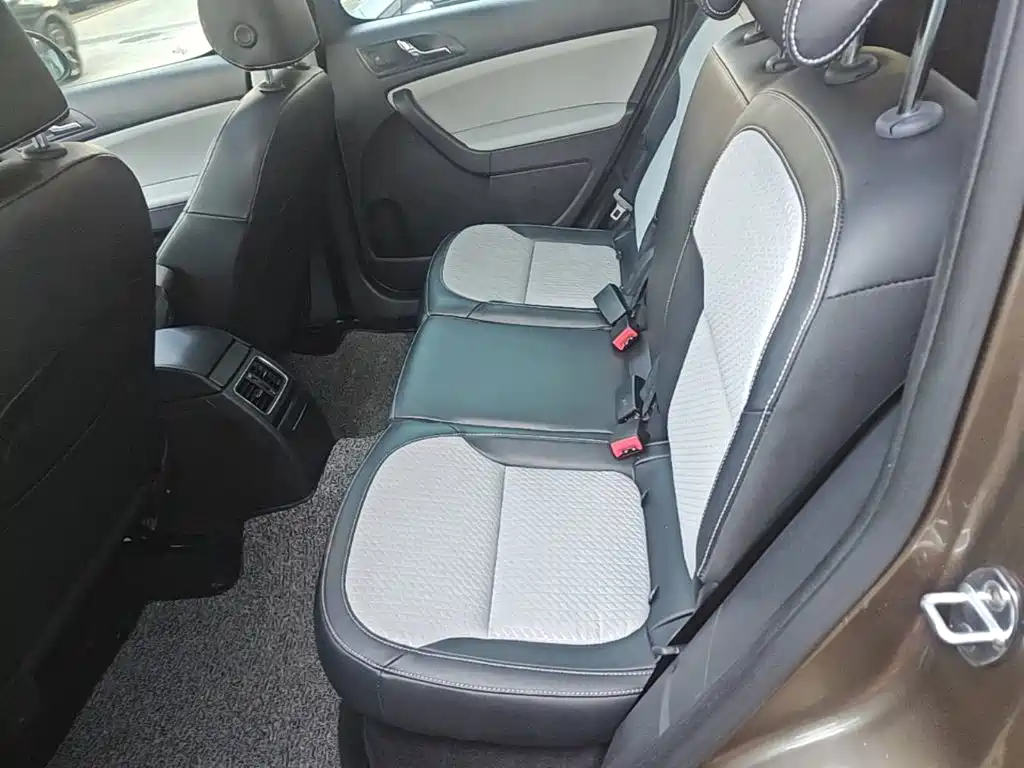 Skoda Yeti — миниатюра 22