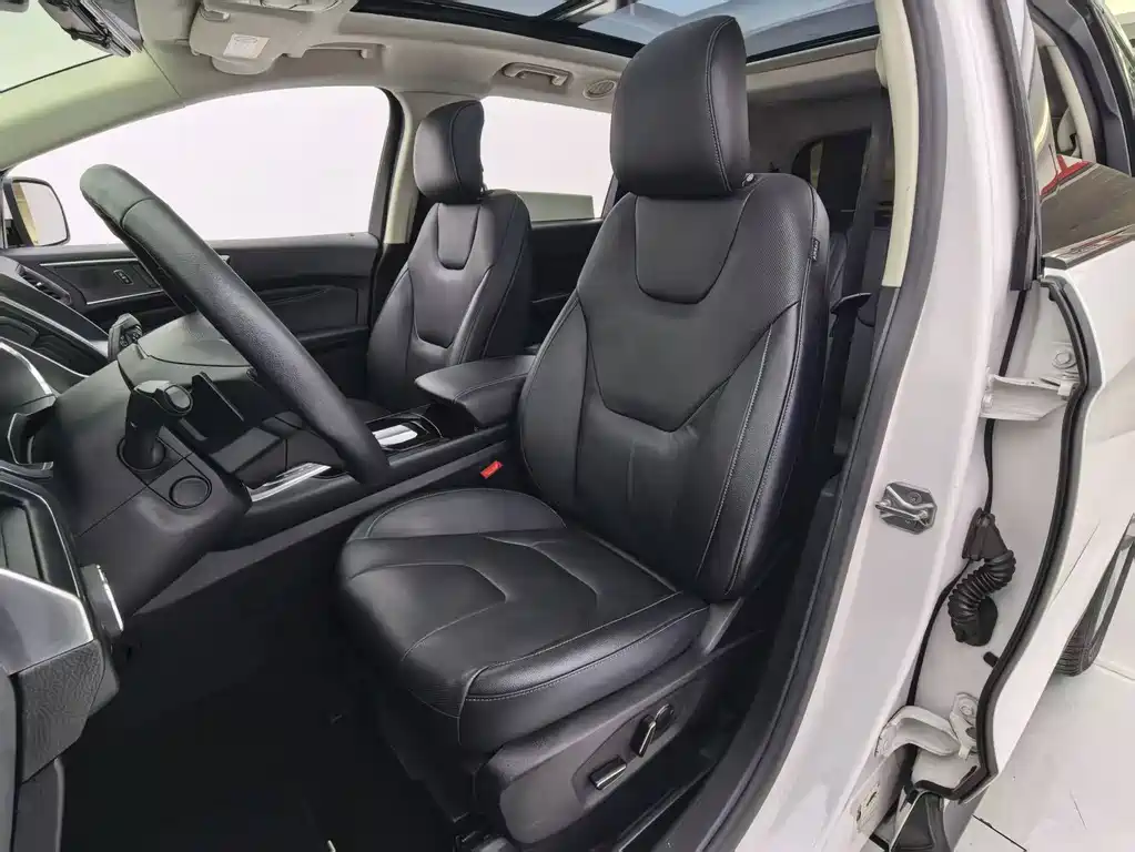 Ford Edge — миниатюра 21