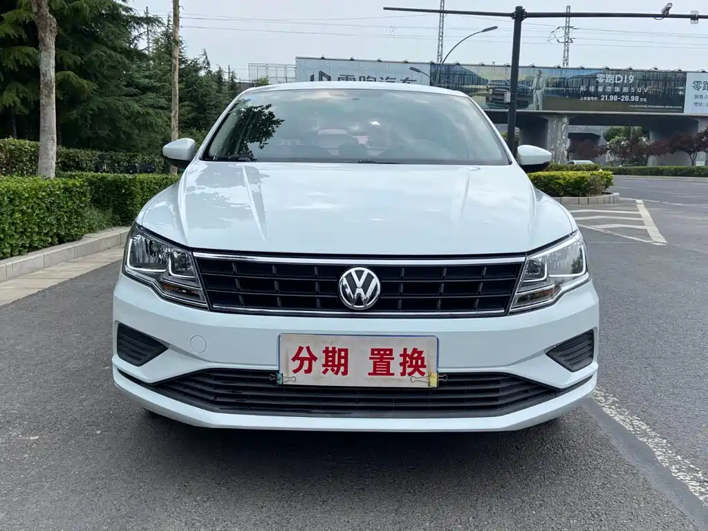 Volkswagen Jetta — миниатюра 2