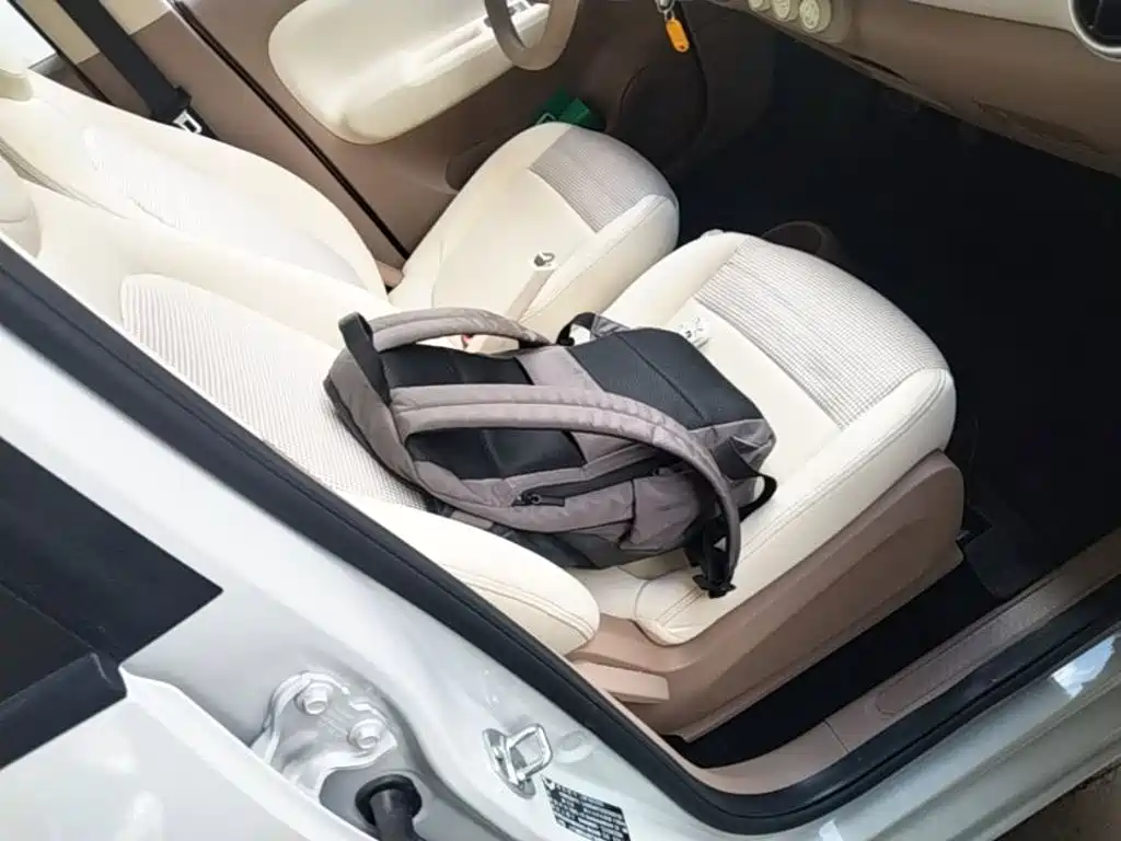 Wuling MINIEV — миниатюра 25