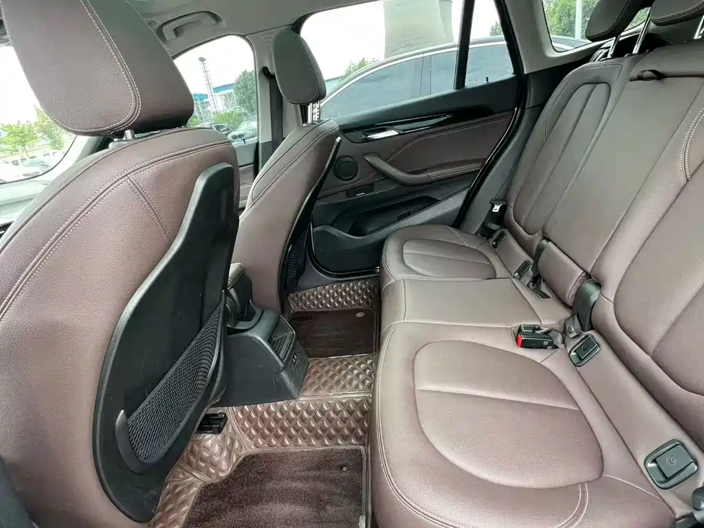 BMW X1 — миниатюра 5