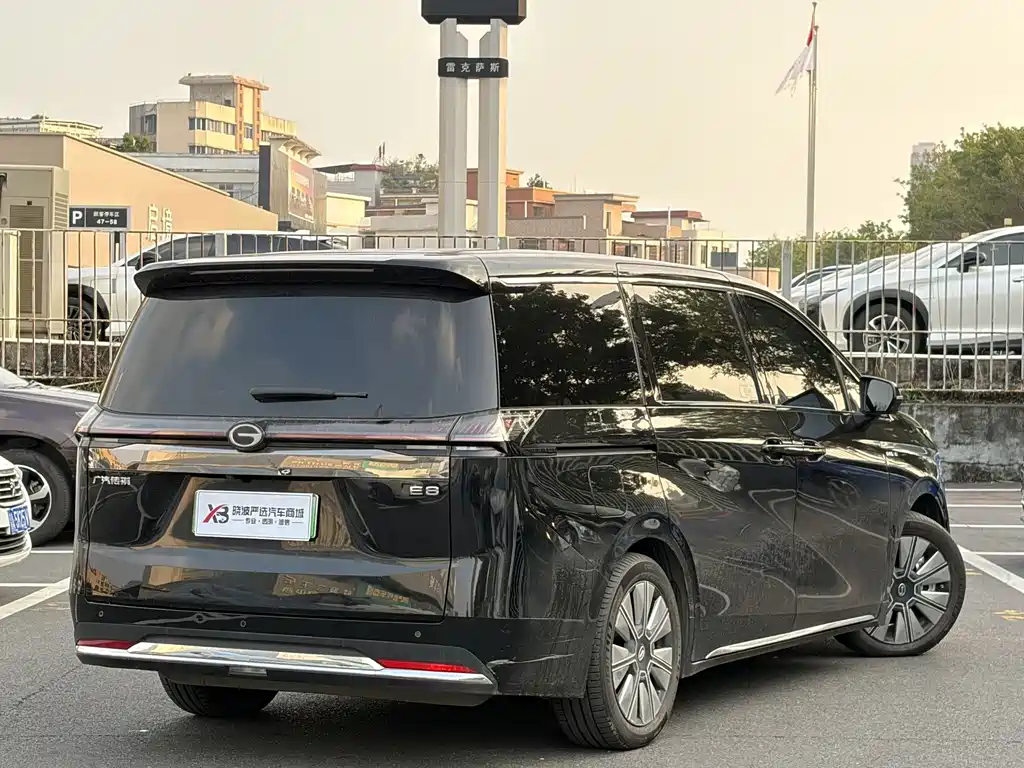 GAC Motor Trumpchi E8 PHEV — миниатюра 22