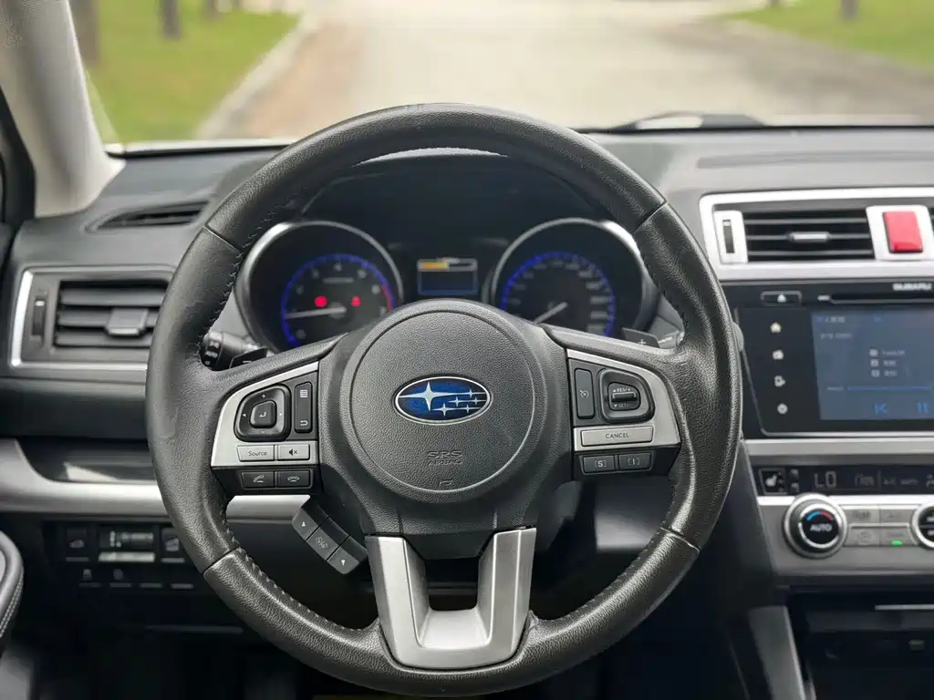 Subaru Outback — миниатюра 6