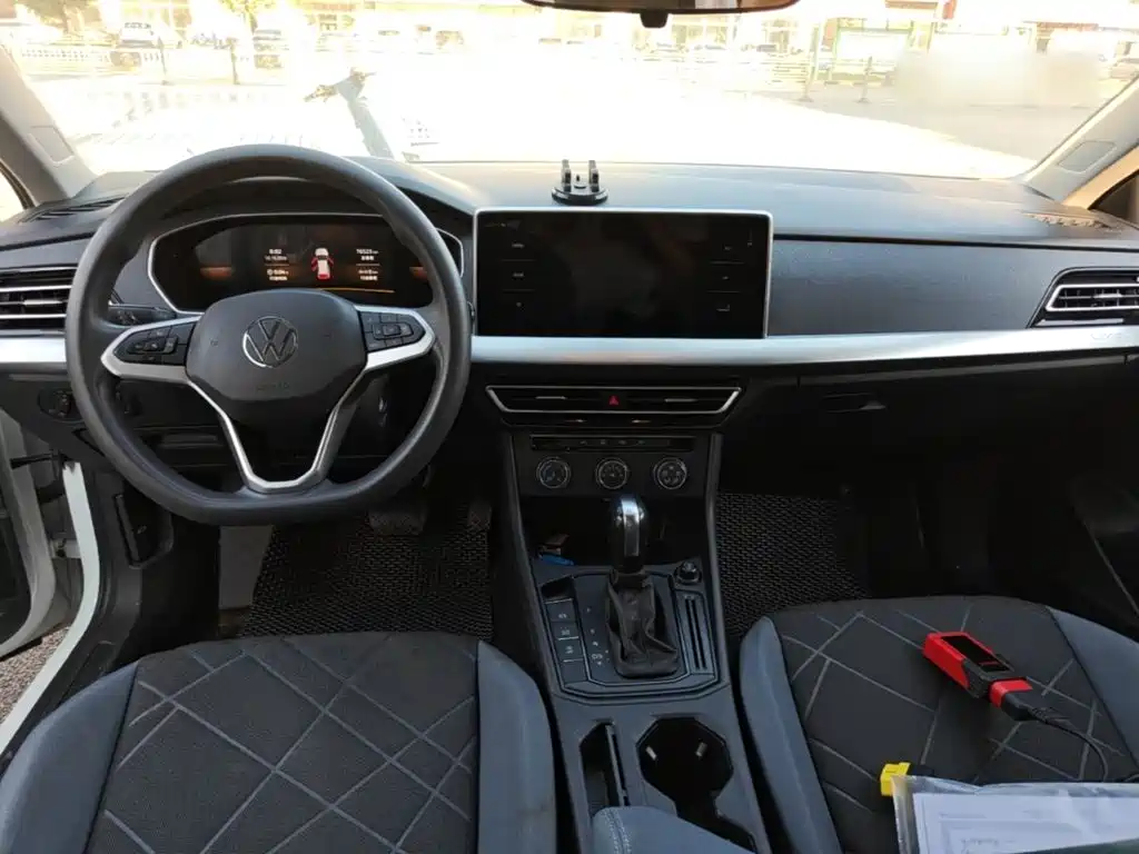 Volkswagen Lavida — миниатюра 10