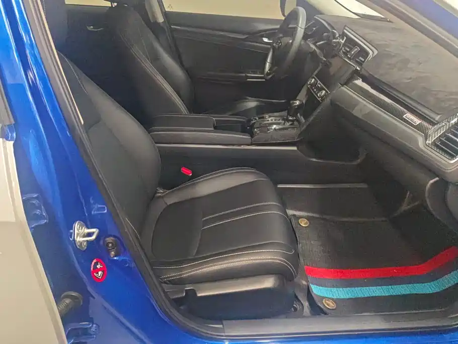 Honda Civic — миниатюра 8