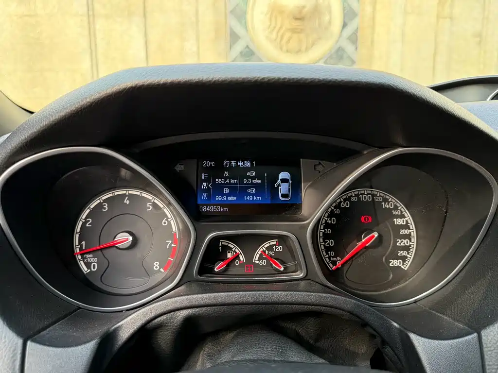 Ford Focus (Import) — миниатюра 9