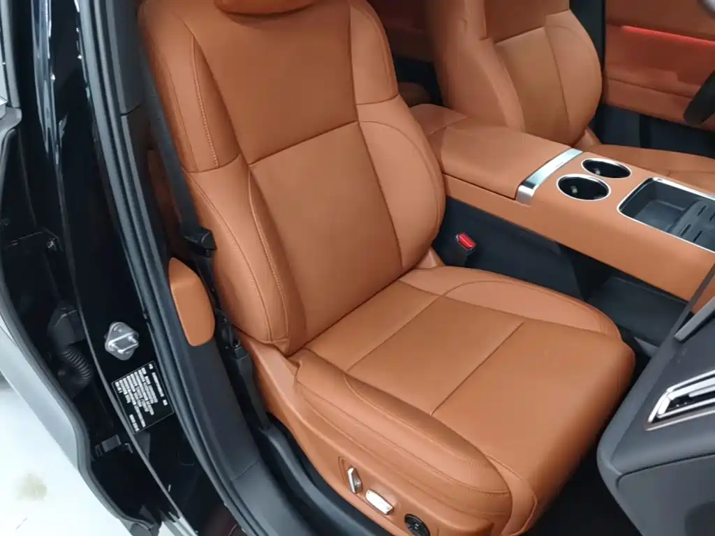 Li Auto Li L6 — миниатюра 25