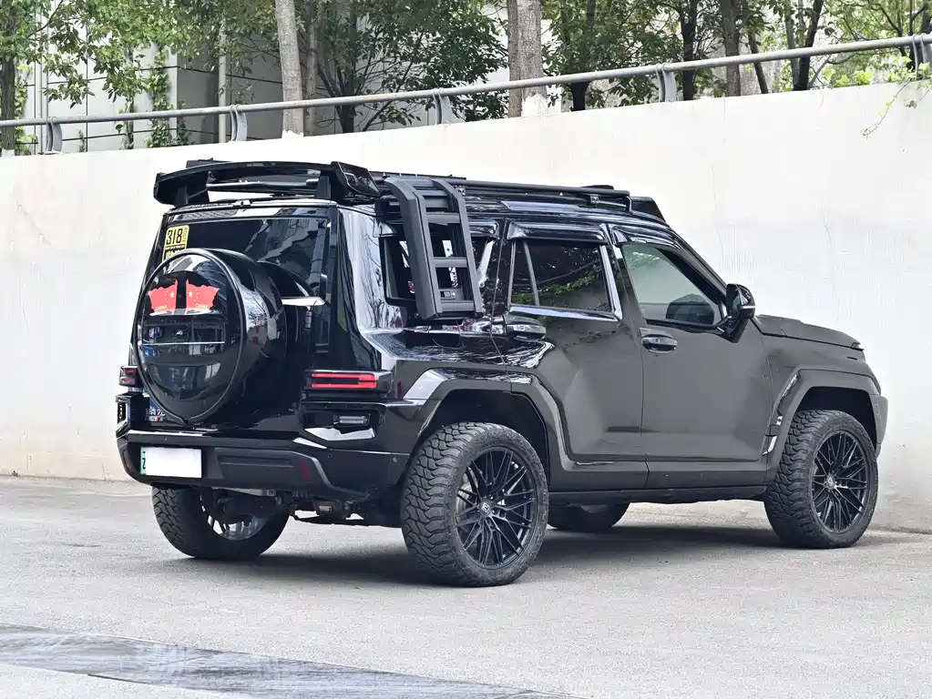 TANK TANK 700 NEW ENERGY