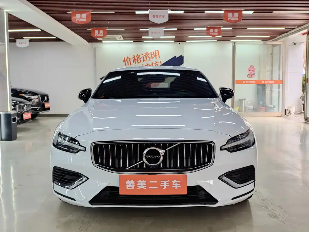 VOLVO S60 PLUG IN HYBRID