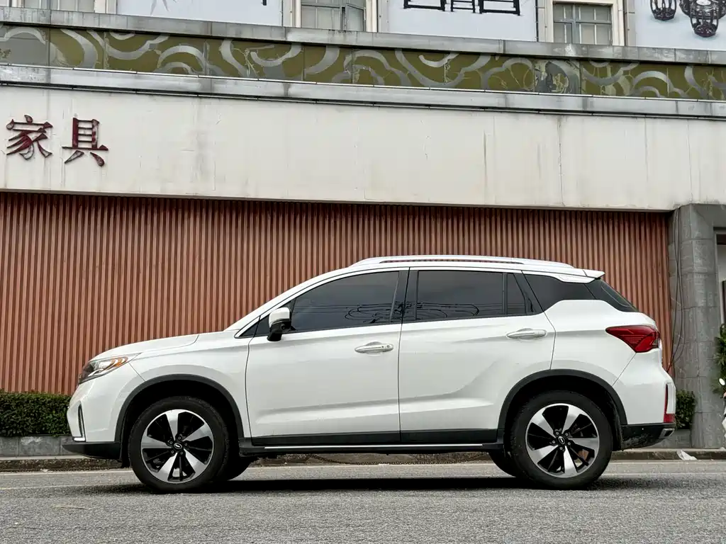 GAC Motor Trumpchi GS4 — миниатюра 2