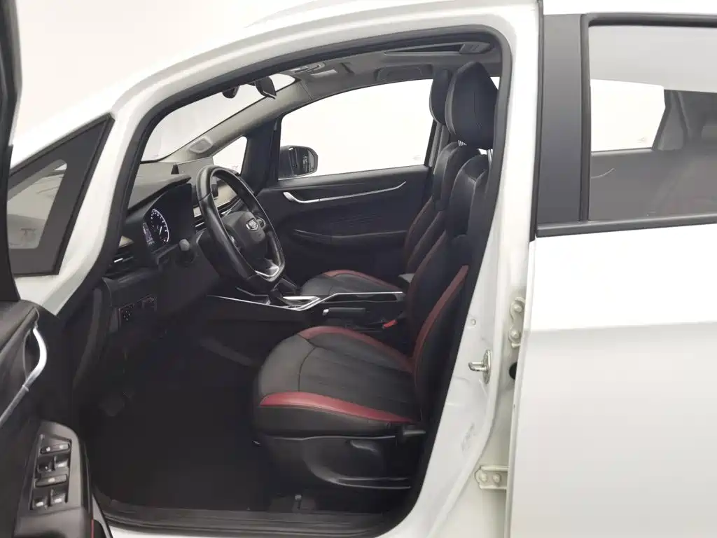 Geely Vision X3 — миниатюра 10