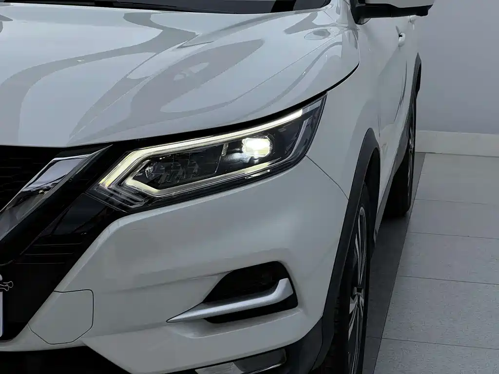 Nissan Qashqai 2022 — фото 6