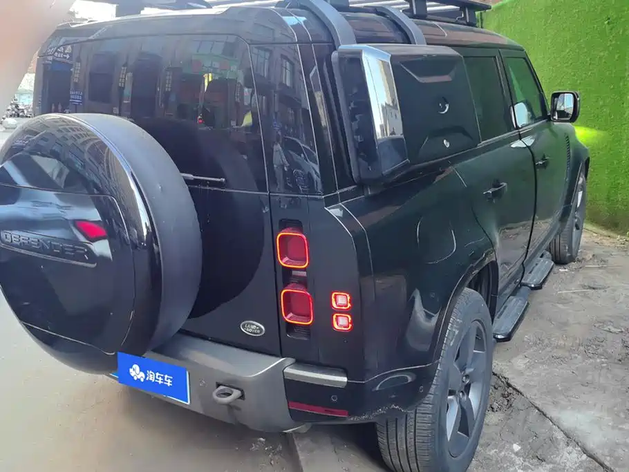 Land Rover Defender — миниатюра 3