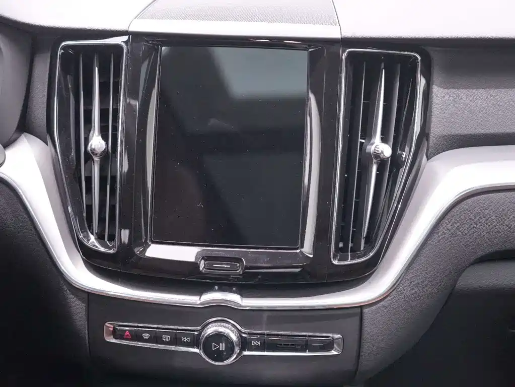 Volvo XC60 — миниатюра 15