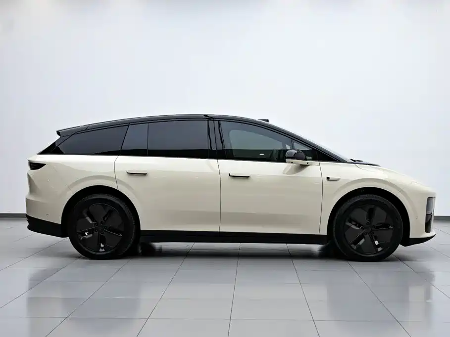 Li Auto i6 — фотографии объявления, Фото 7