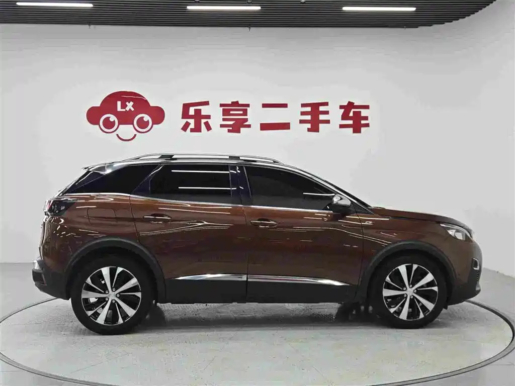 Peugeot 4008 — миниатюра 6