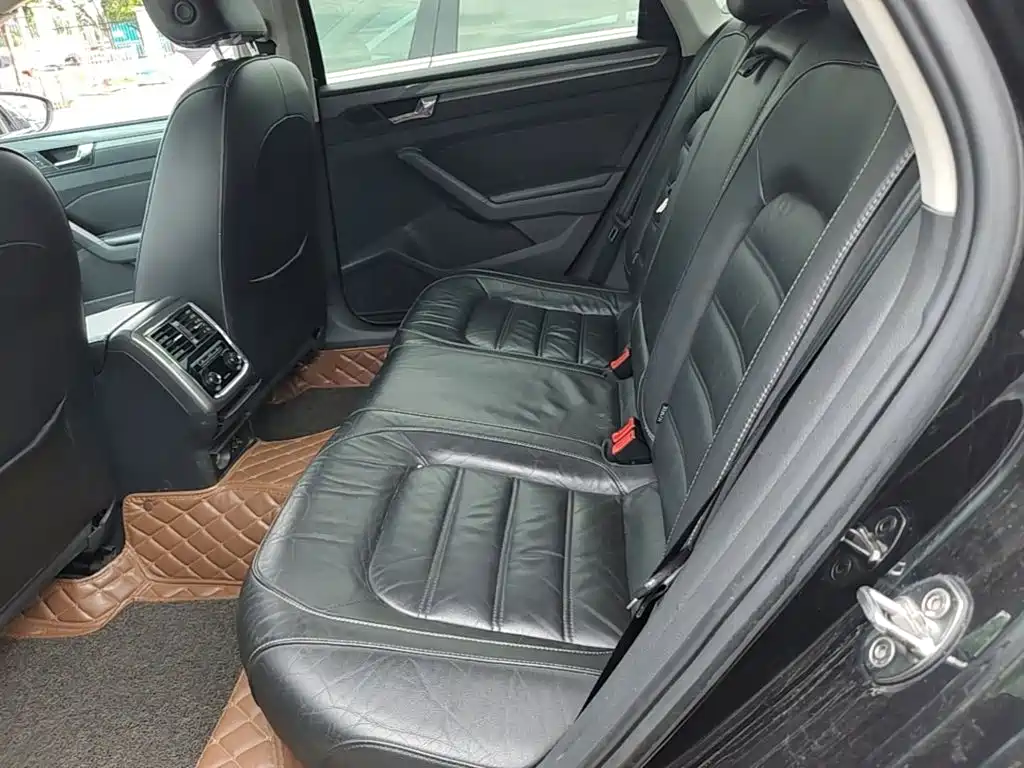 Volkswagen Passat — миниатюра 15