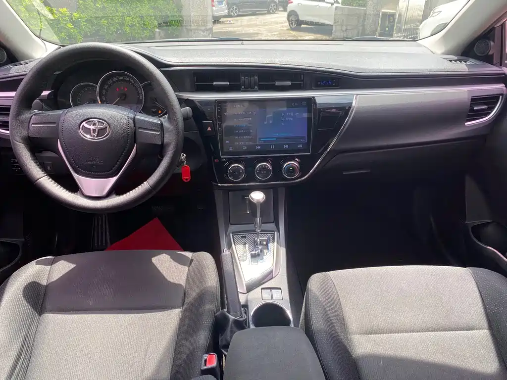 Toyota Corolla — миниатюра 9
