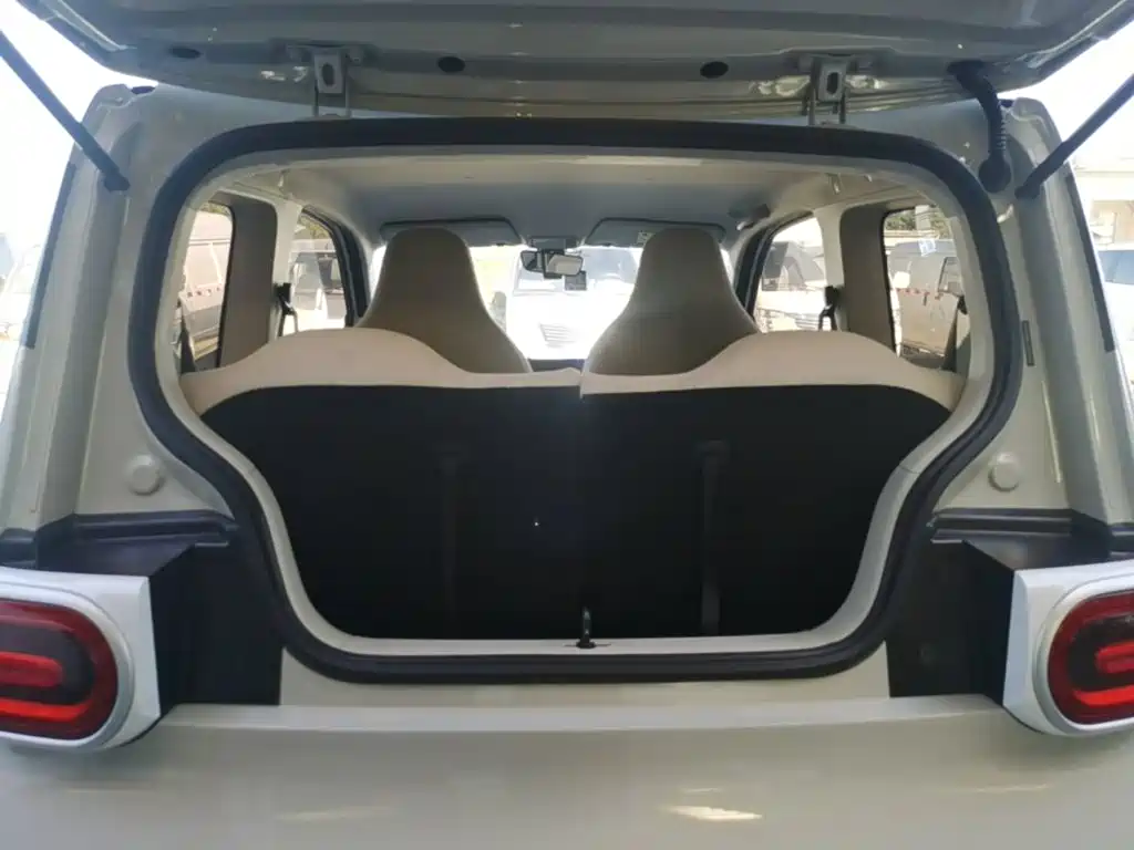 Wuling MINIEV — миниатюра 19