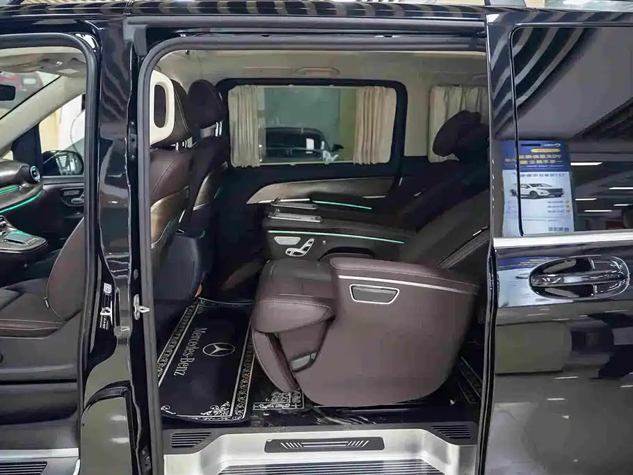 Mercedes-Benz V-Class — миниатюра 10