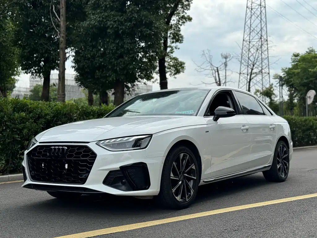 Audi A4L 2023