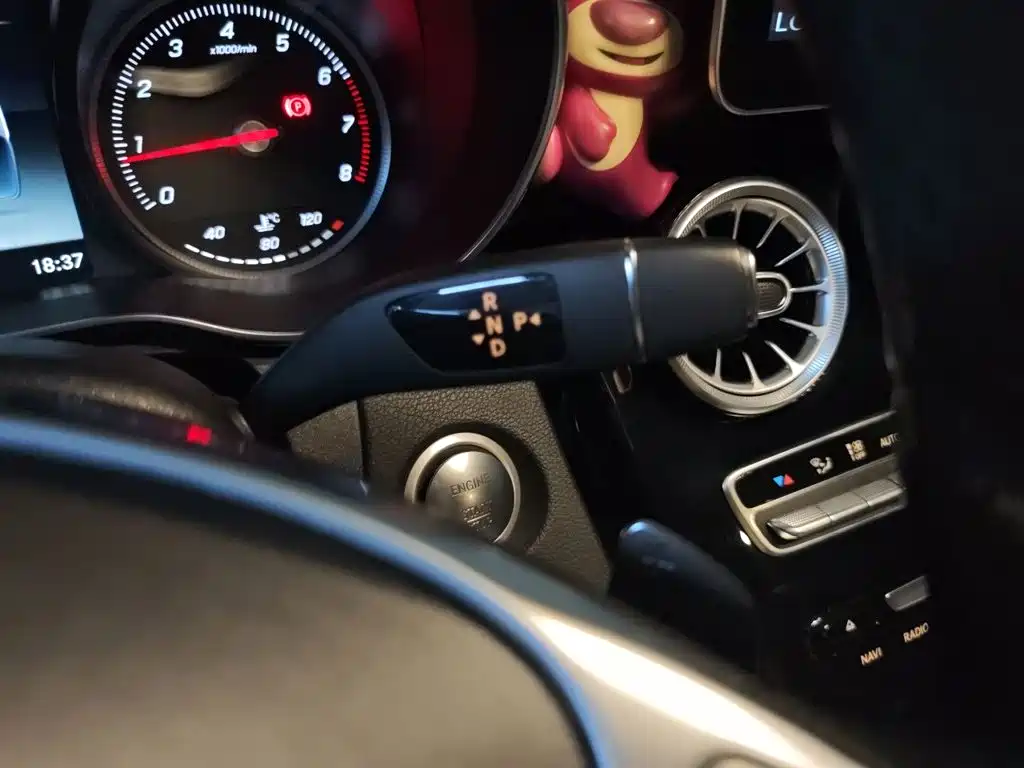 Mercedes-Benz C-Class — миниатюра 15