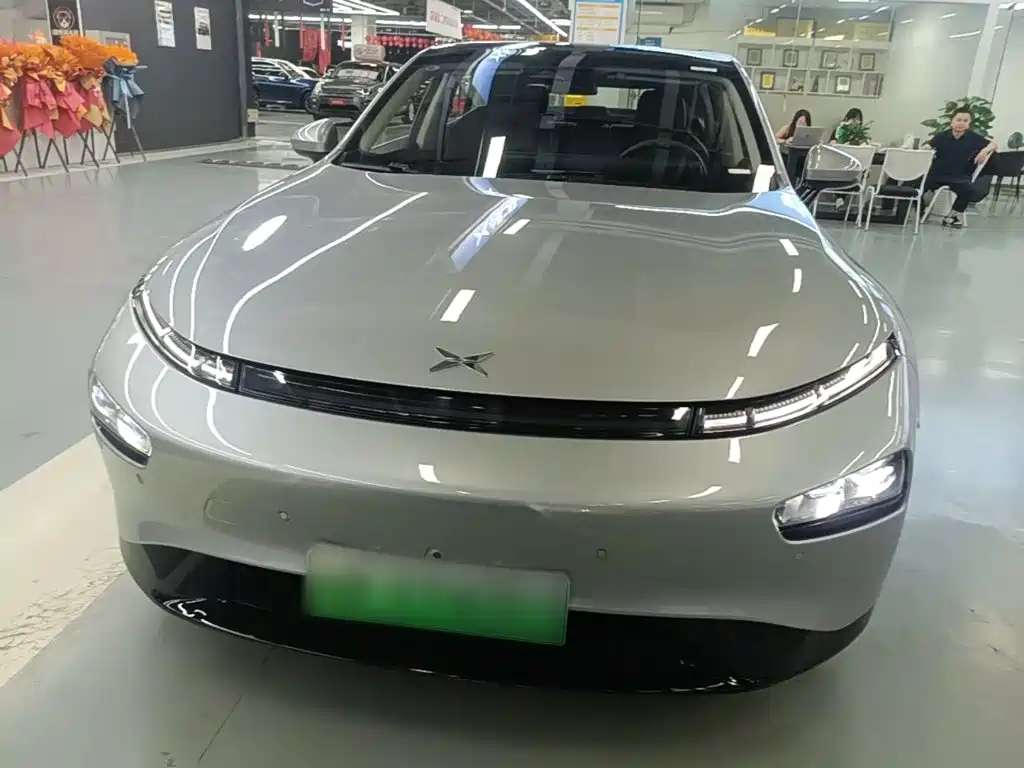 XPeng P7 — миниатюра 3