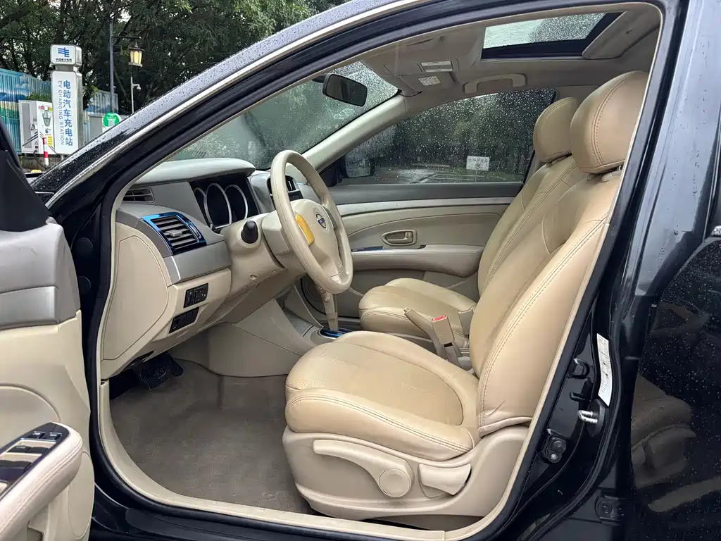 Nissan Sylphy — миниатюра 10
