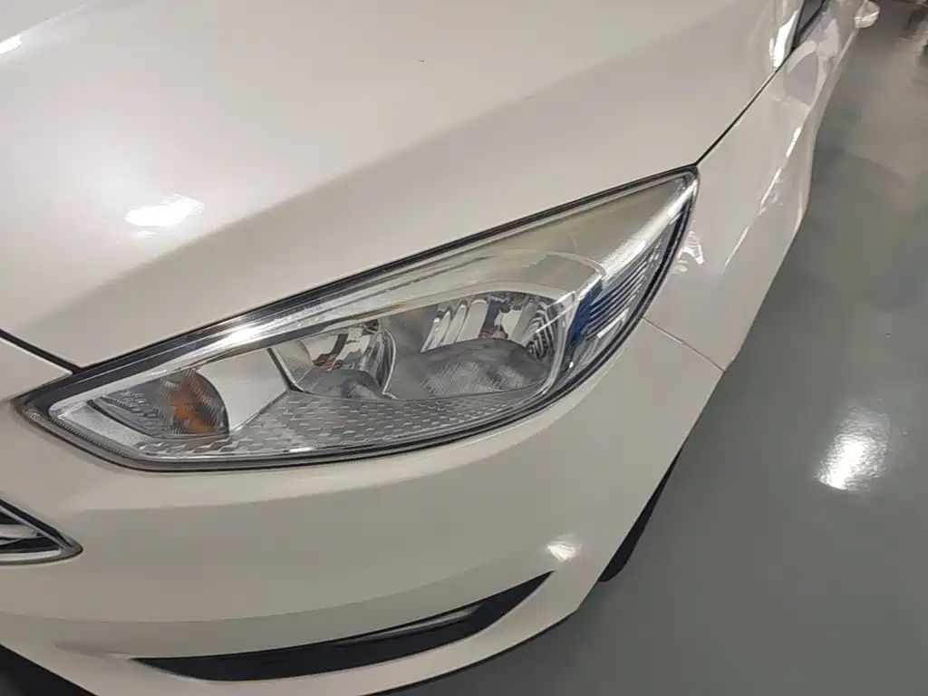 Ford Focus — миниатюра 24
