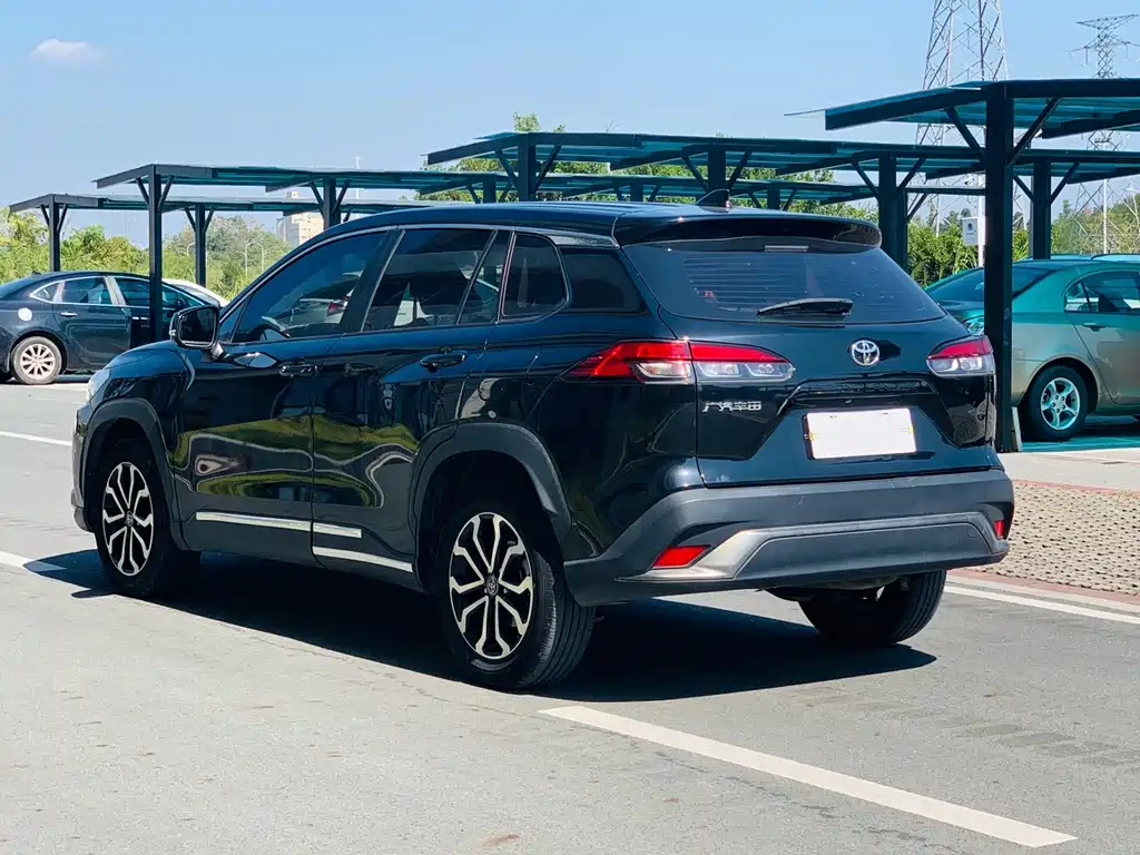 Toyota Frontlander — миниатюра 6