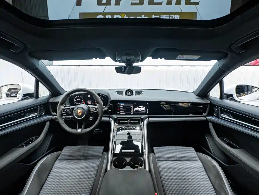 Porsche Panamera — миниатюра 14