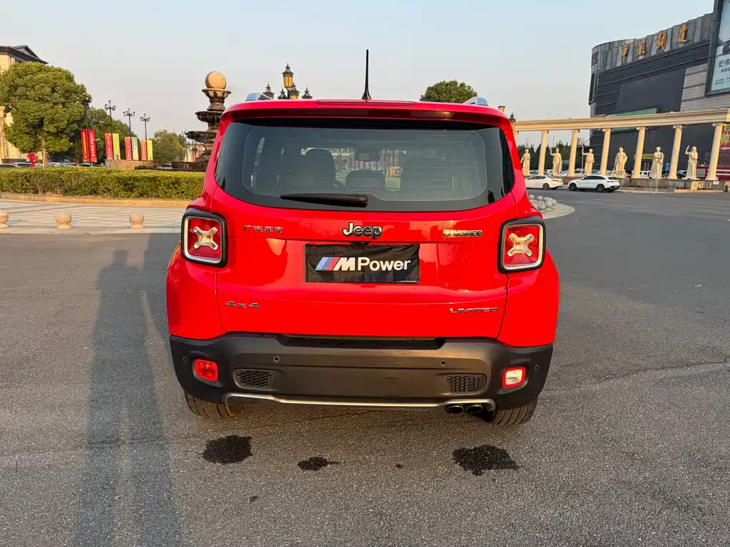 Jeep Renegade — миниатюра 11