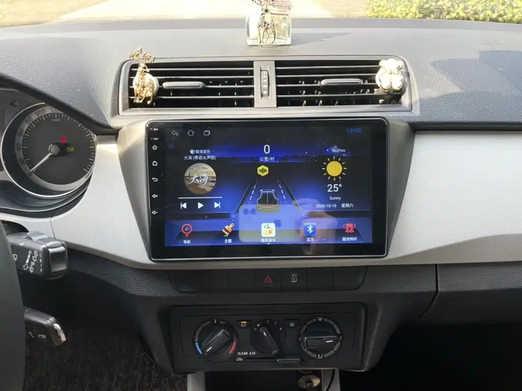 Skoda Fabia — миниатюра 9
