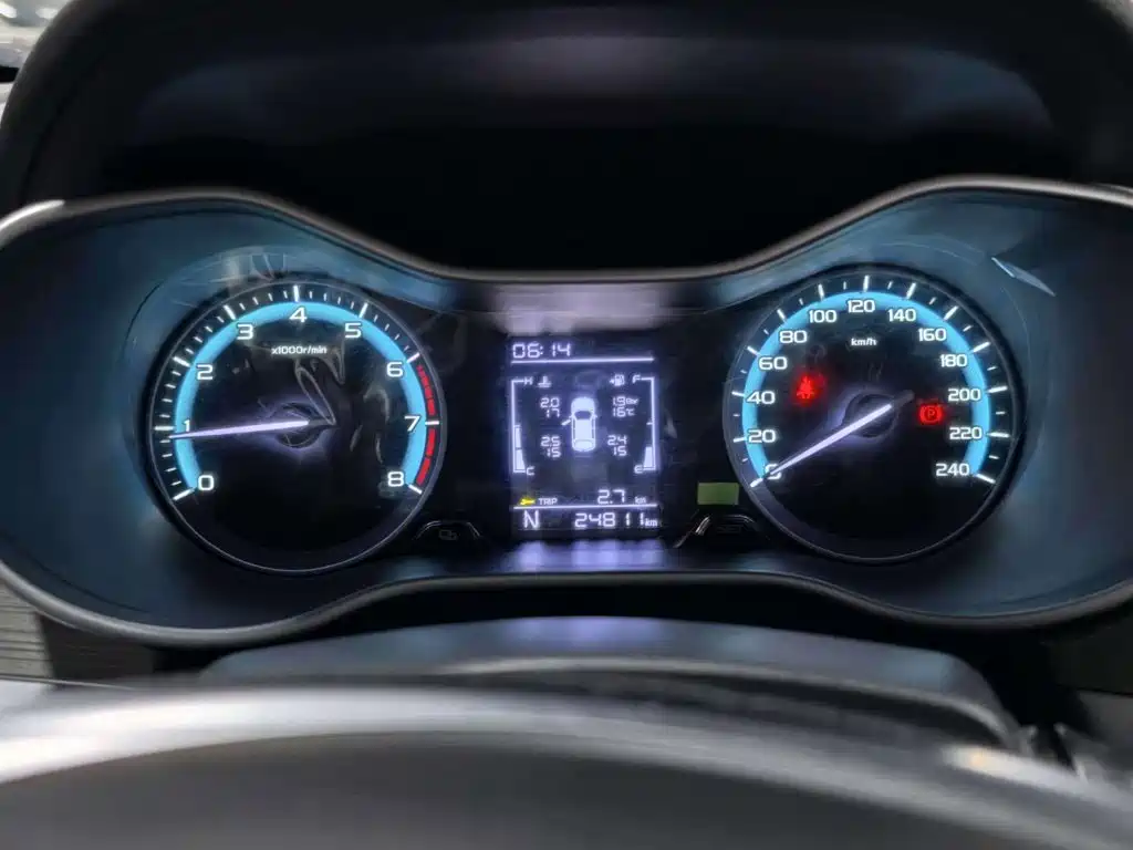 Geely Emgrand — миниатюра 13
