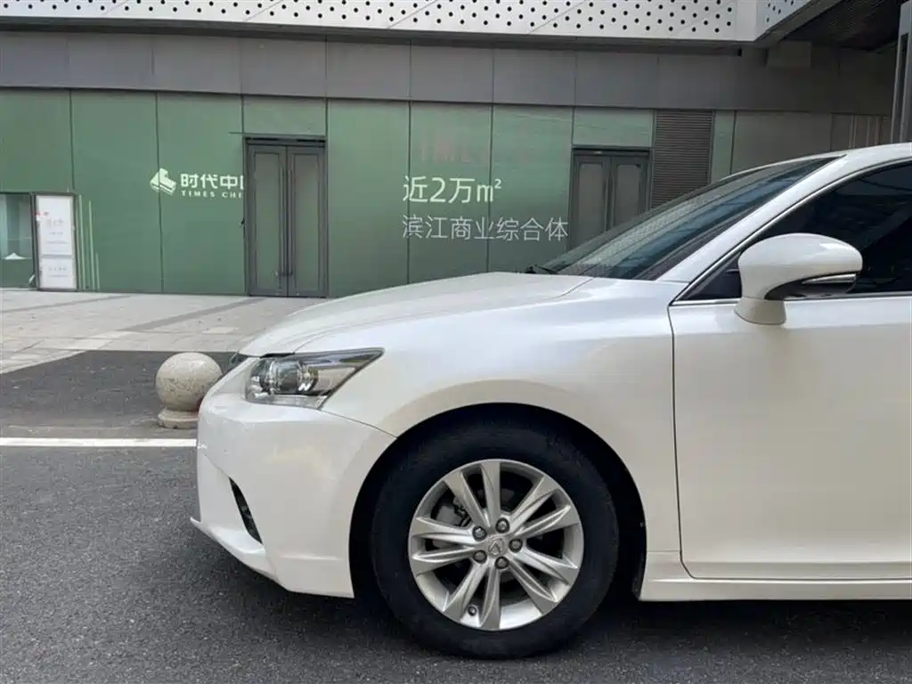 LEXUS CT