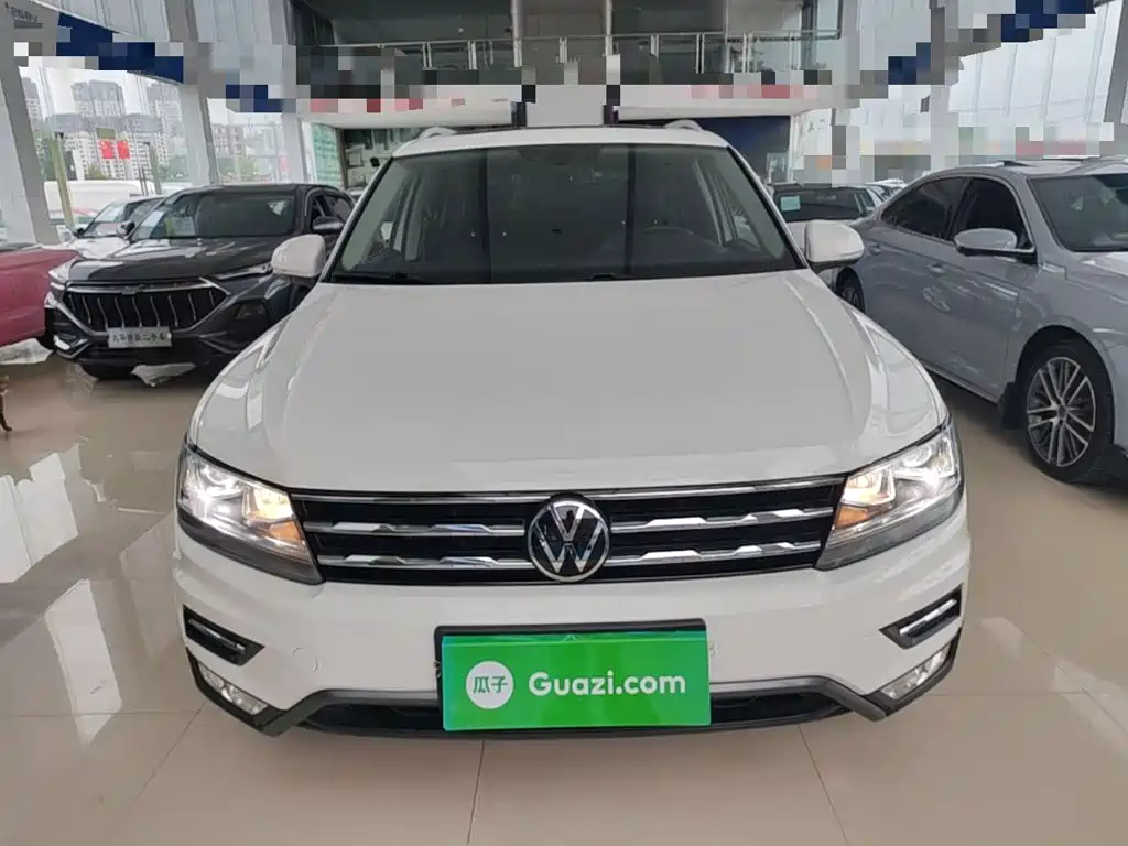 Volkswagen Tiguan L — миниатюра 3