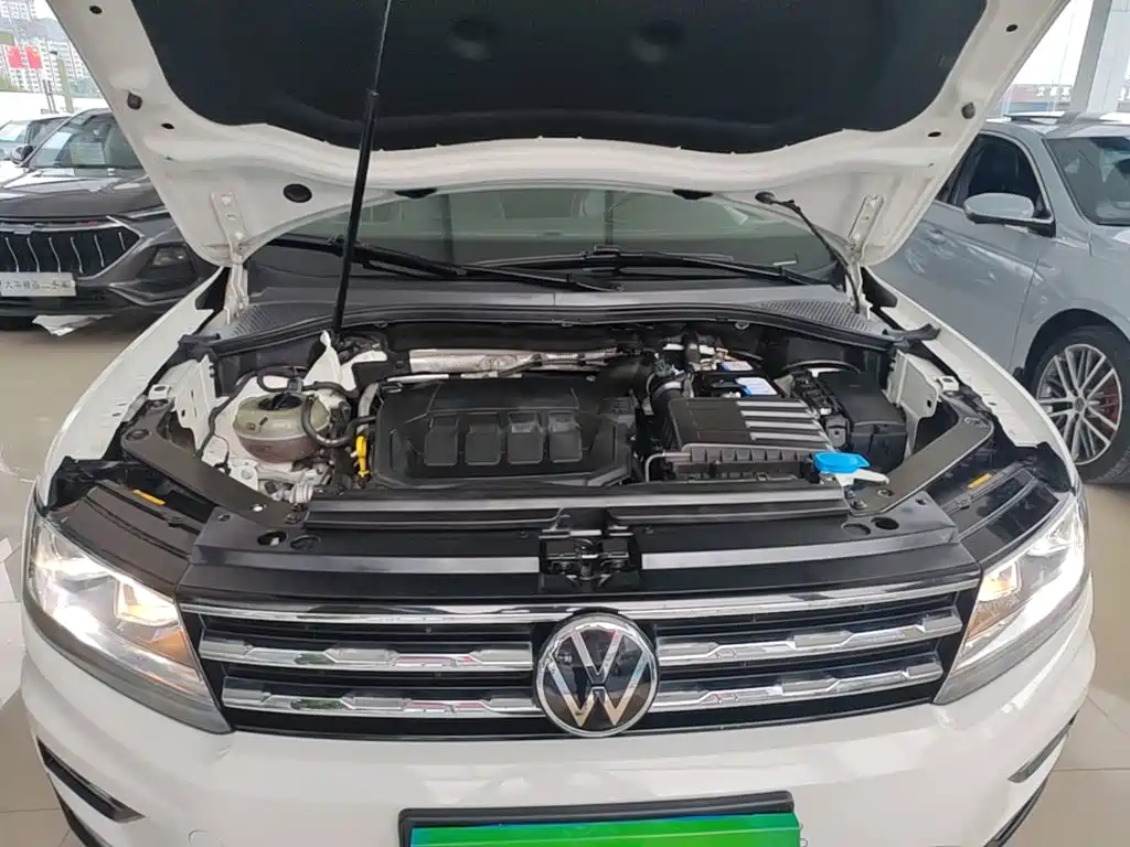 Volkswagen Tiguan L — миниатюра 20