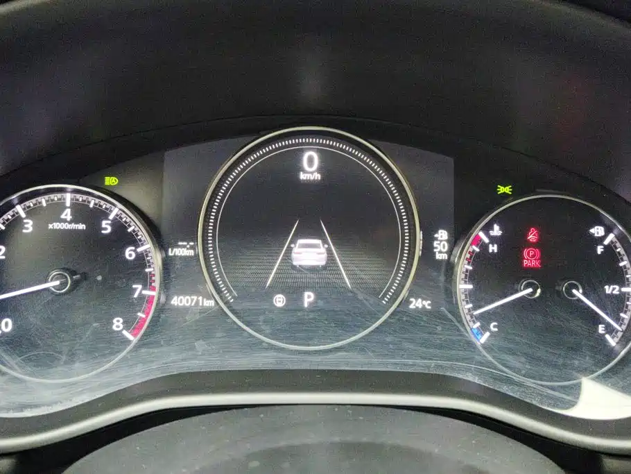 Mazda 3 Axela — миниатюра 14
