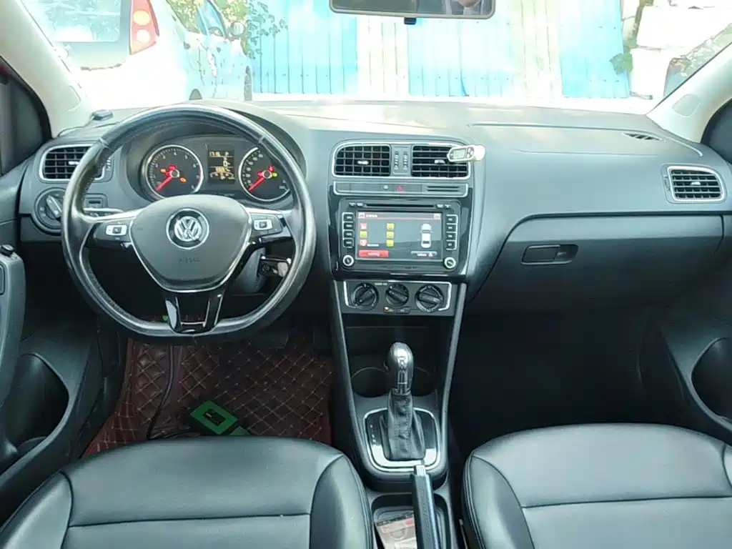 Volkswagen Polo — миниатюра 10