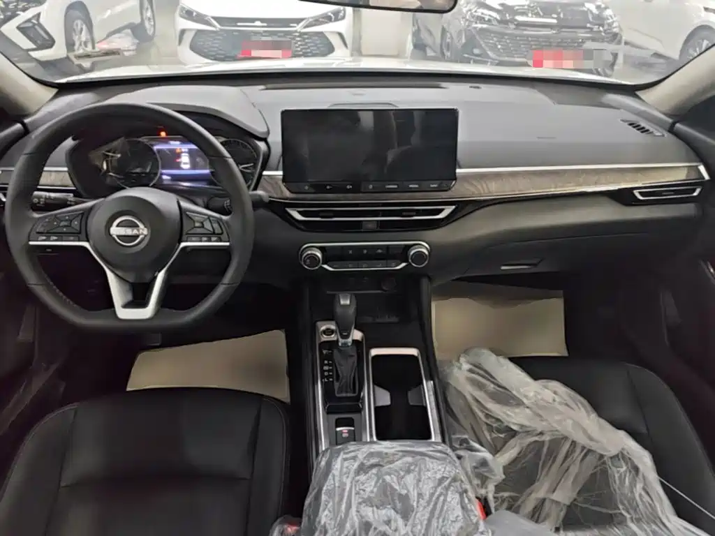 Nissan Teana — миниатюра 10