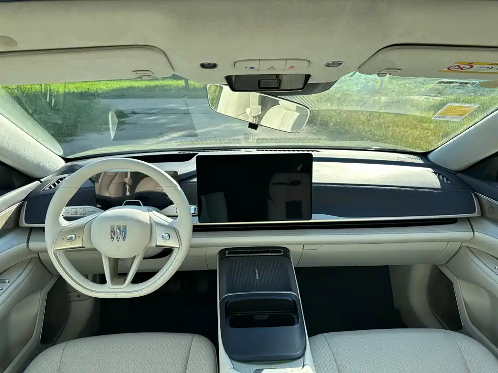 Buick Electra L7 — миниатюра 10